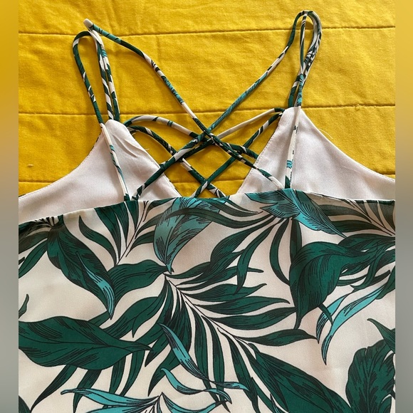 Cool, Strappy Japna Tank Top - Picture 6 of 9